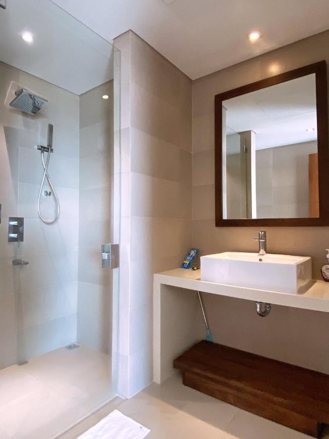 A La Carte Private With Infinity Pool In Aparthotel Da Nang